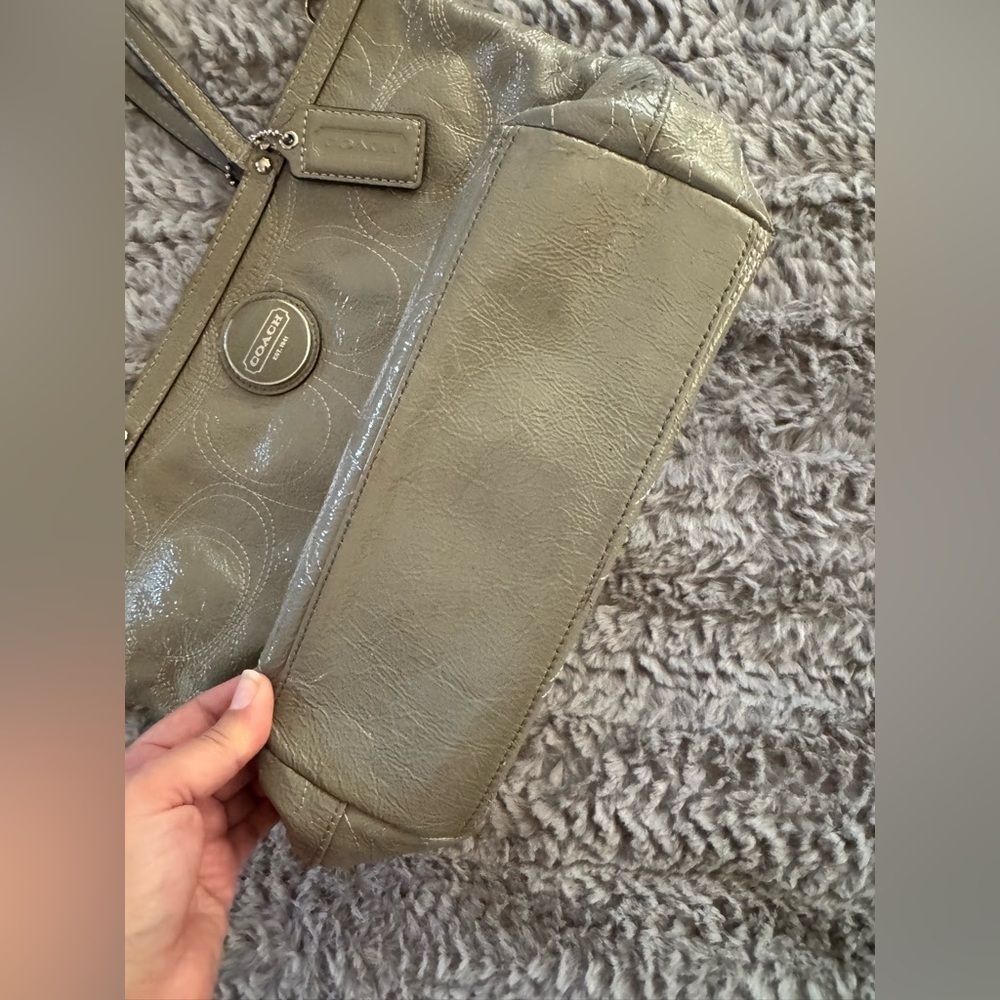 COACH Y2K Grey Leather Tote - Picture 11 of 15